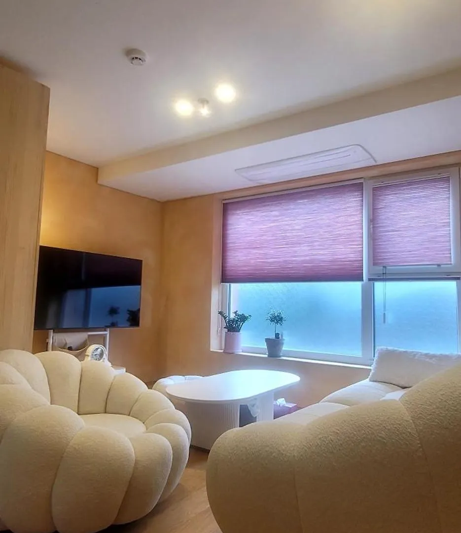 Palm Tree Villa Myeong-Dong 301 首爾